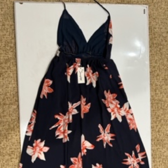 Simplee Maxi Dress - Size M - Navy/Floral - Picture 3 of 5